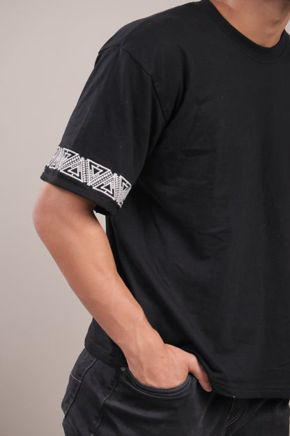 Sutra – Black Embroidered T-Shirt