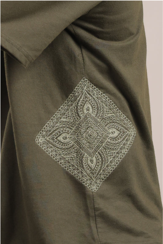 Sutra – Dark Green Embroidered T-Shirt