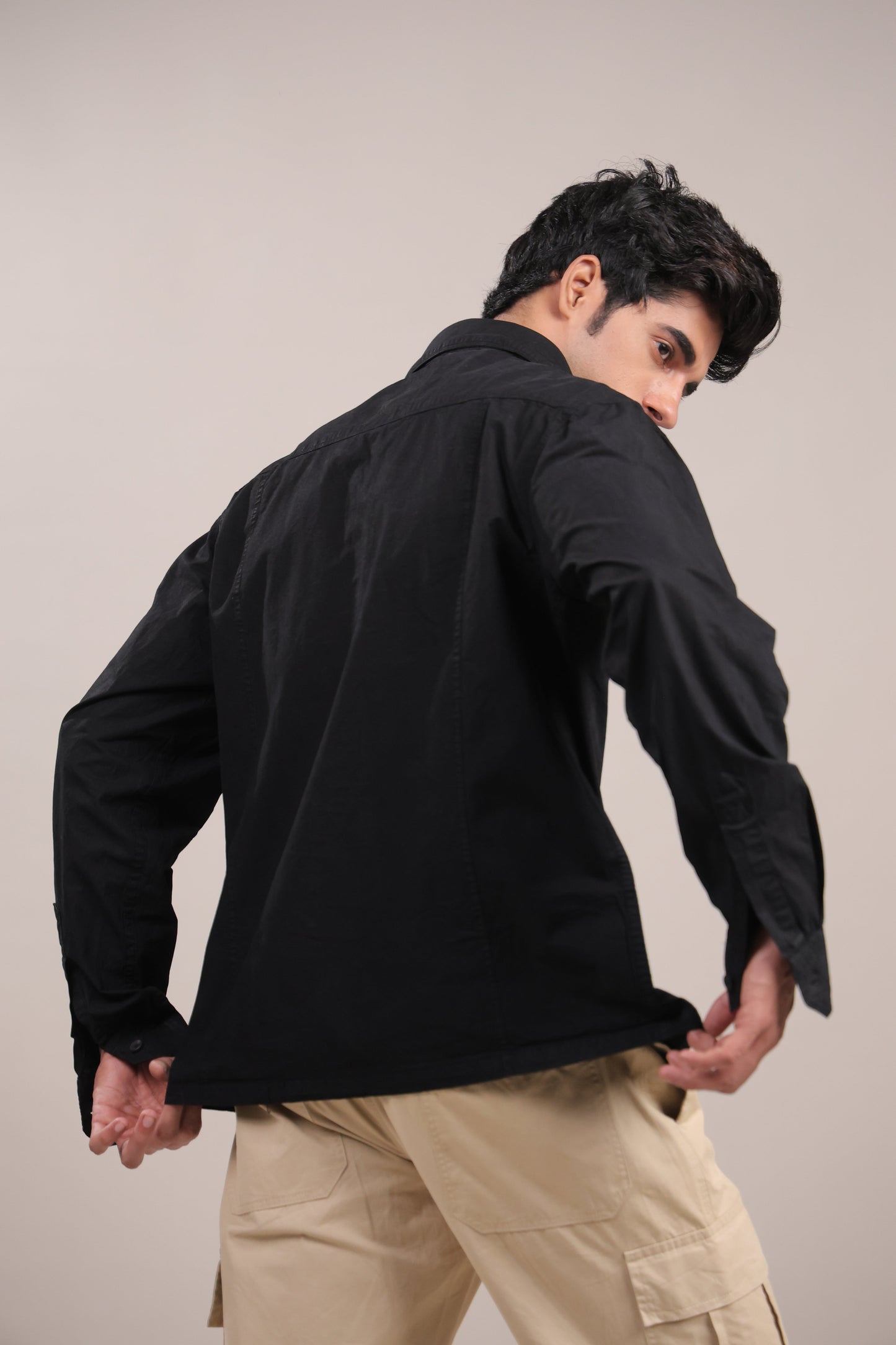 Prakriti – Plain Black Recycled Shirt - Binioz