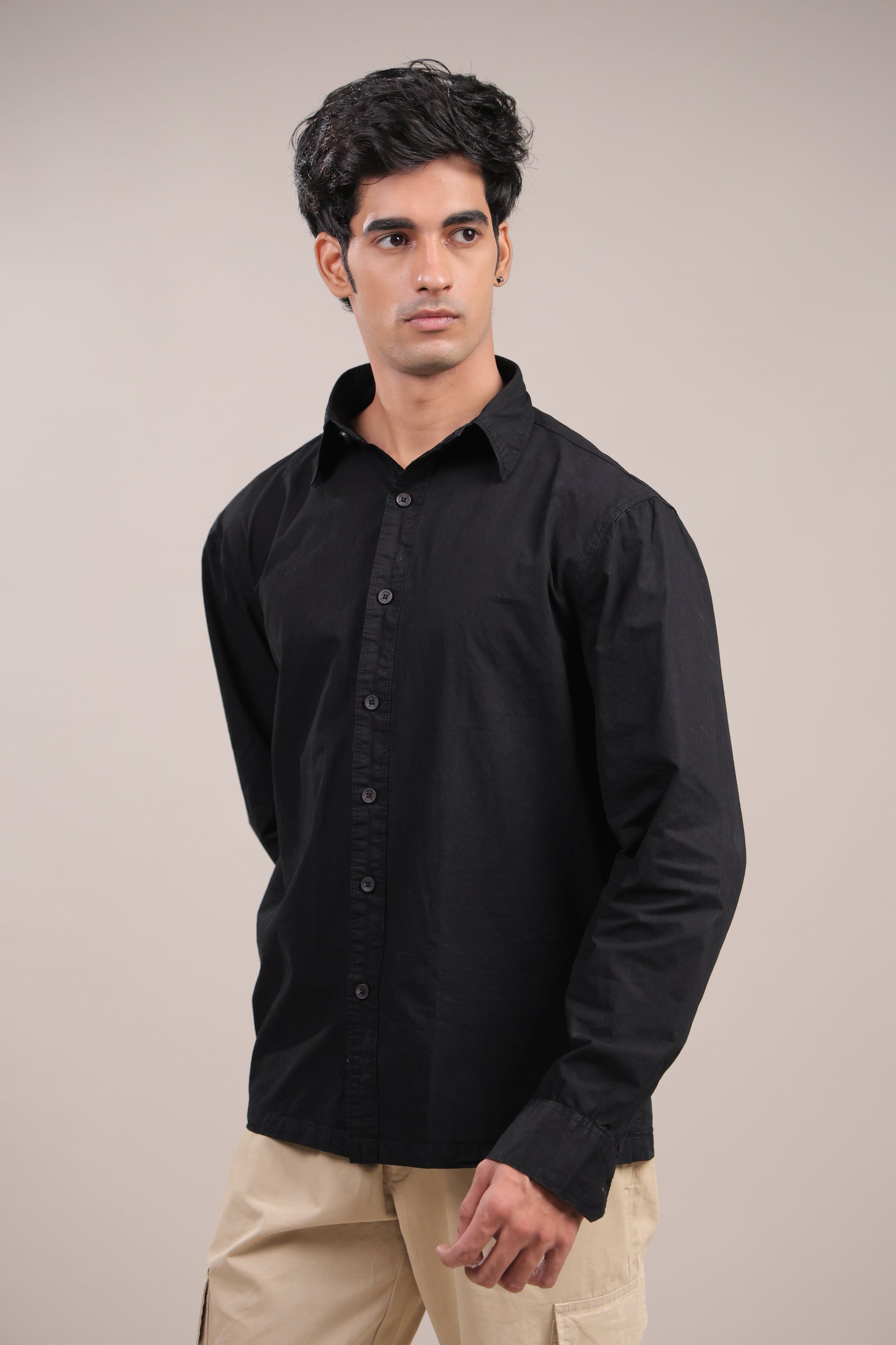 Prakriti – Plain Black Recycled Shirt - Binioz