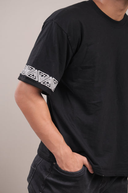 Sutra – Black Embroidered T-Shirt - Binioz