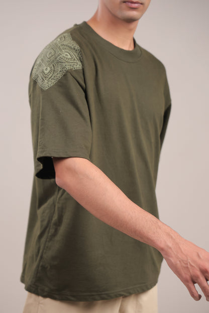 Sutra – Dark Green Embroidered T-Shirt - Binioz